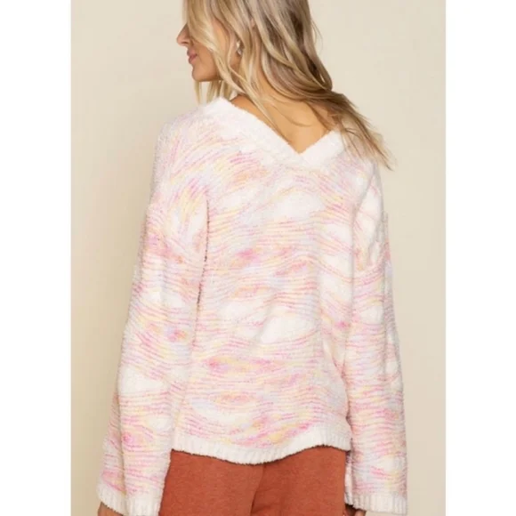 1 small left POL Sweater - Picture 8 of 12